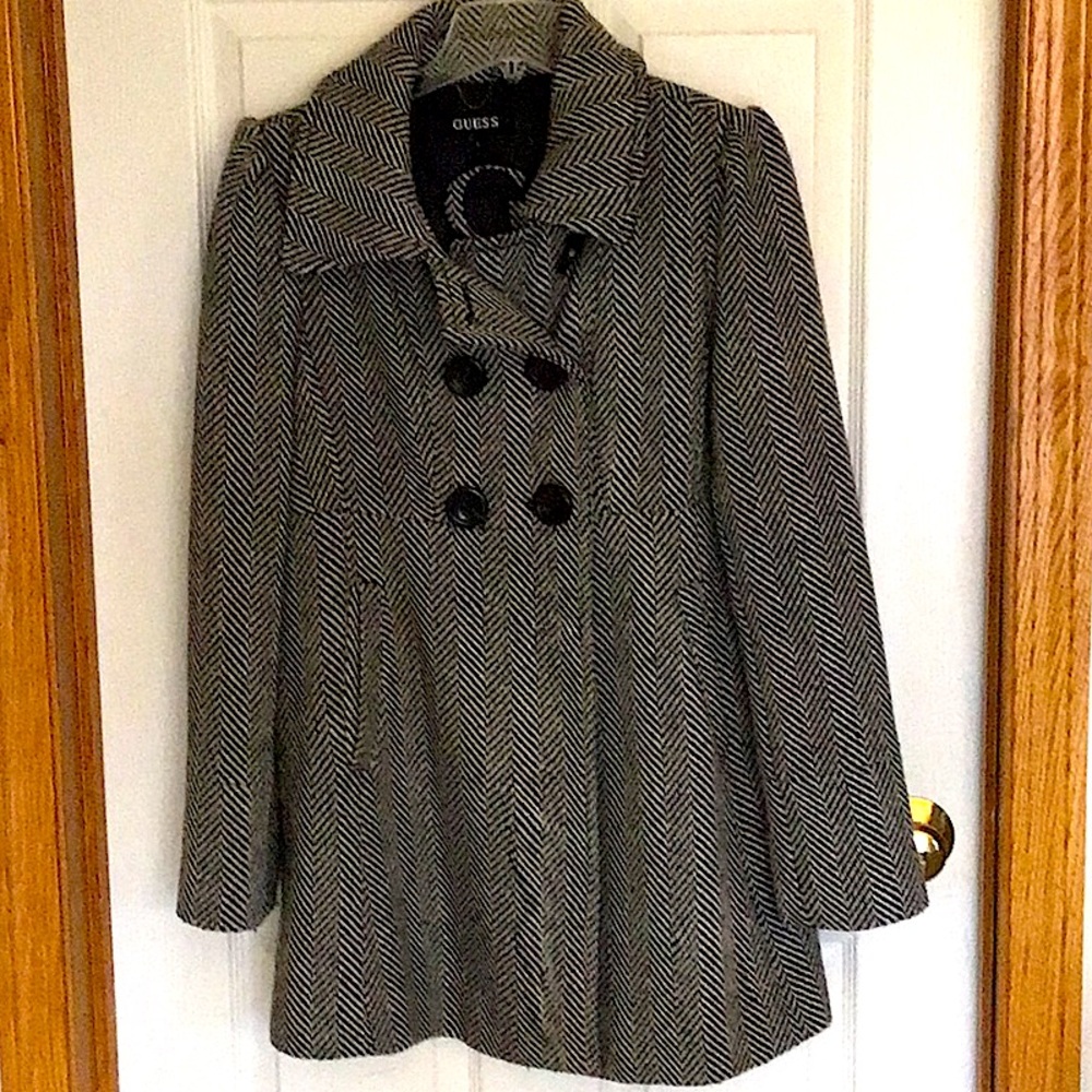 Cute light weight coat by Guess